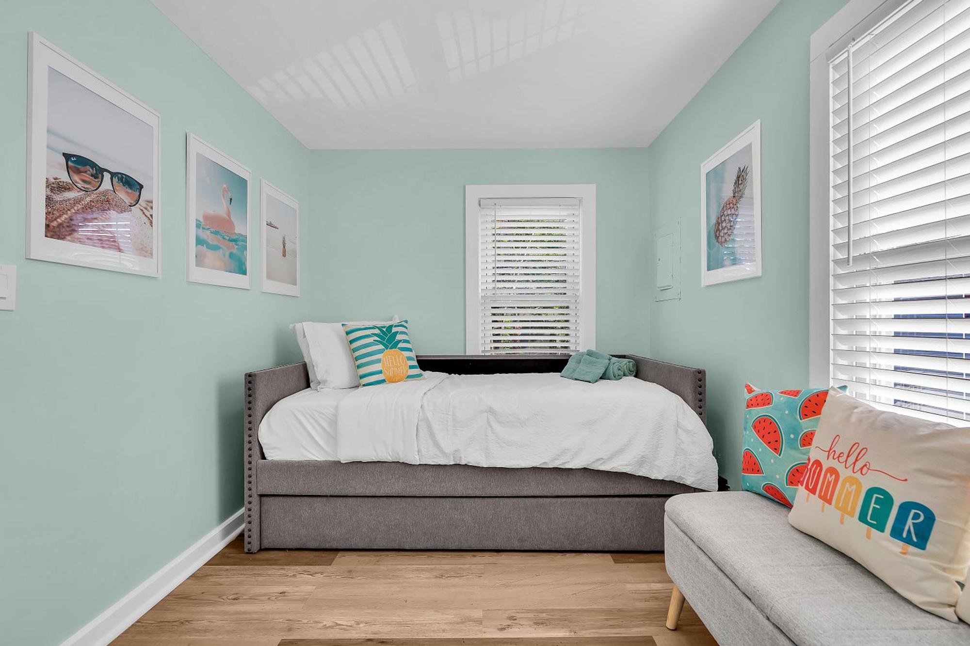 Coastal Retreat: Ocean Grove Beachside Apartment Exterior photo