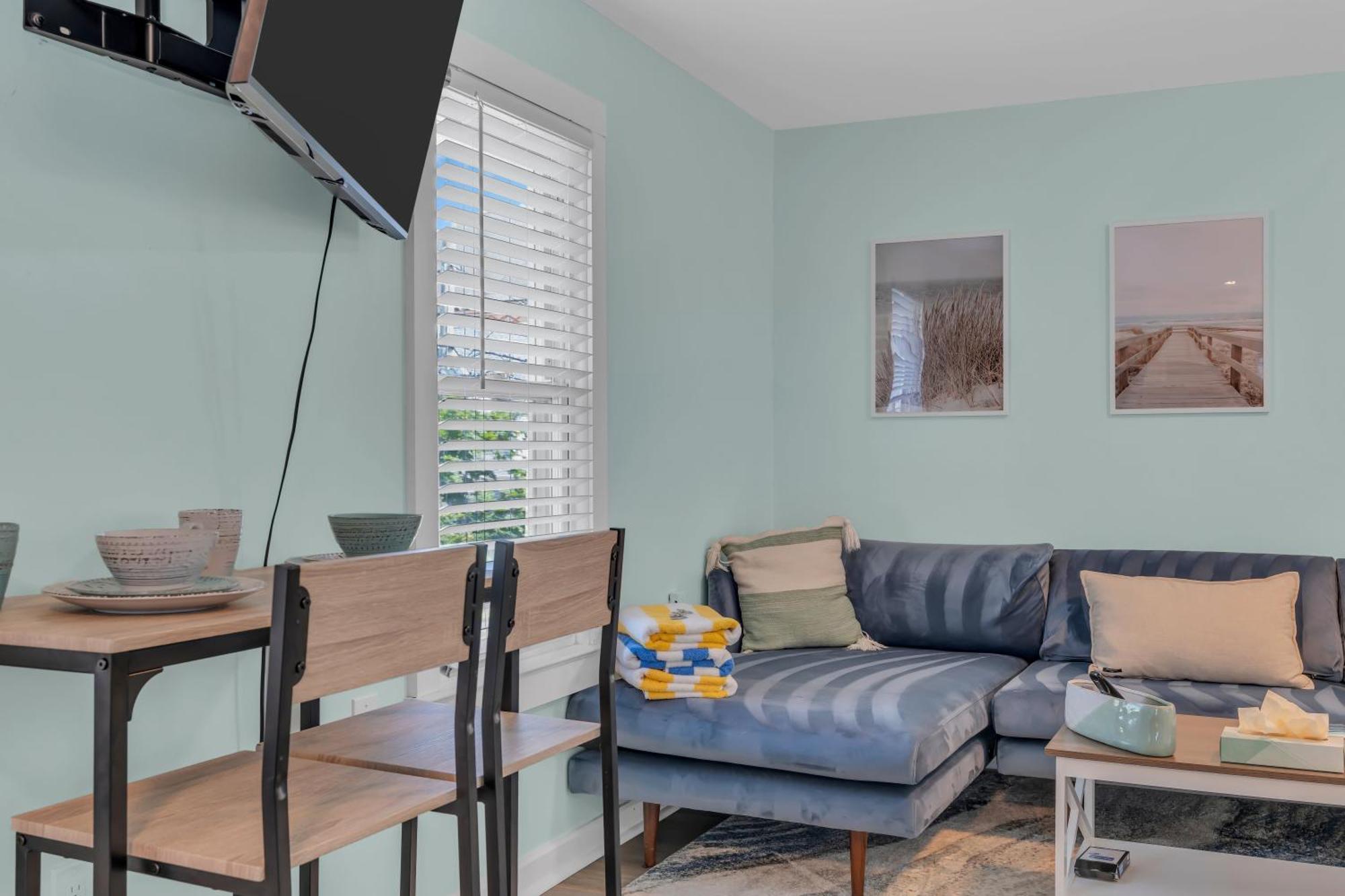 Coastal Retreat: Ocean Grove Beachside Apartment Exterior photo
